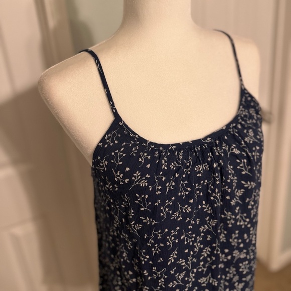 H&M Navy Blue Floral Print Spaghetti Strap Top Size 4 - Picture 3 of 6